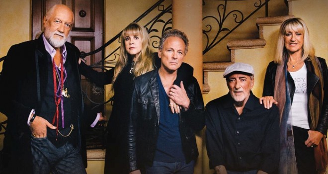 REVIEW: Fleetwood Mac plays to its strengths