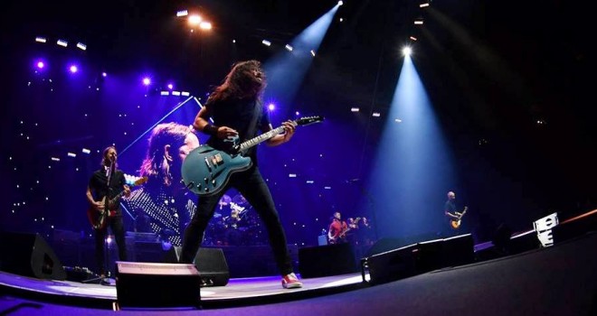 Foo Fighters keep rock ‘n’ roll ALIVE in Edmonton
