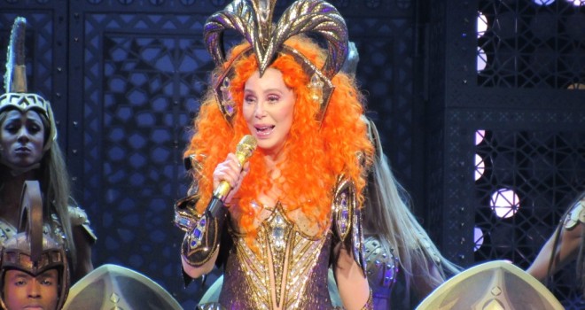 REVIEW: Cher turns back a LOT of time in Edmonton