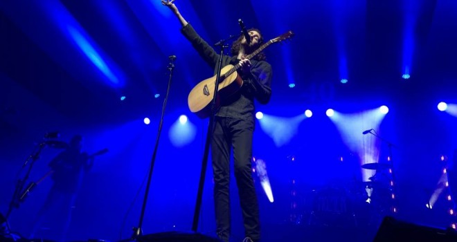 FOLK FEST REVIEW: Hozier gets hosed, hardy fans party to Church in the rain
