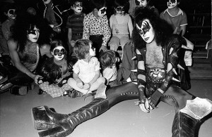 vintageKISSphotos.com