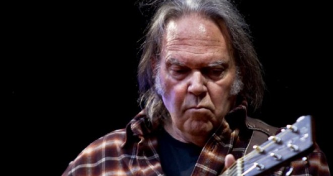 Neil Young postpones Edmonton appearance