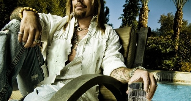 MUSIC PREVIEW: Vince Neil