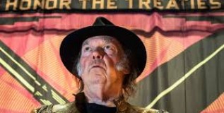Neil Young to Honour the Treaties in Edmonton