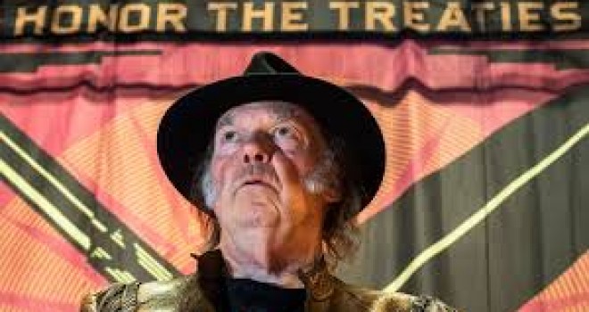 Neil Young to Honour the Treaties in Edmonton