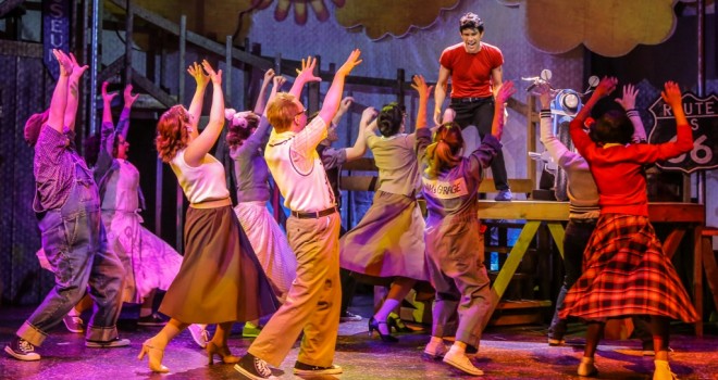 Mayfield production leaves reviewer All Shook Up